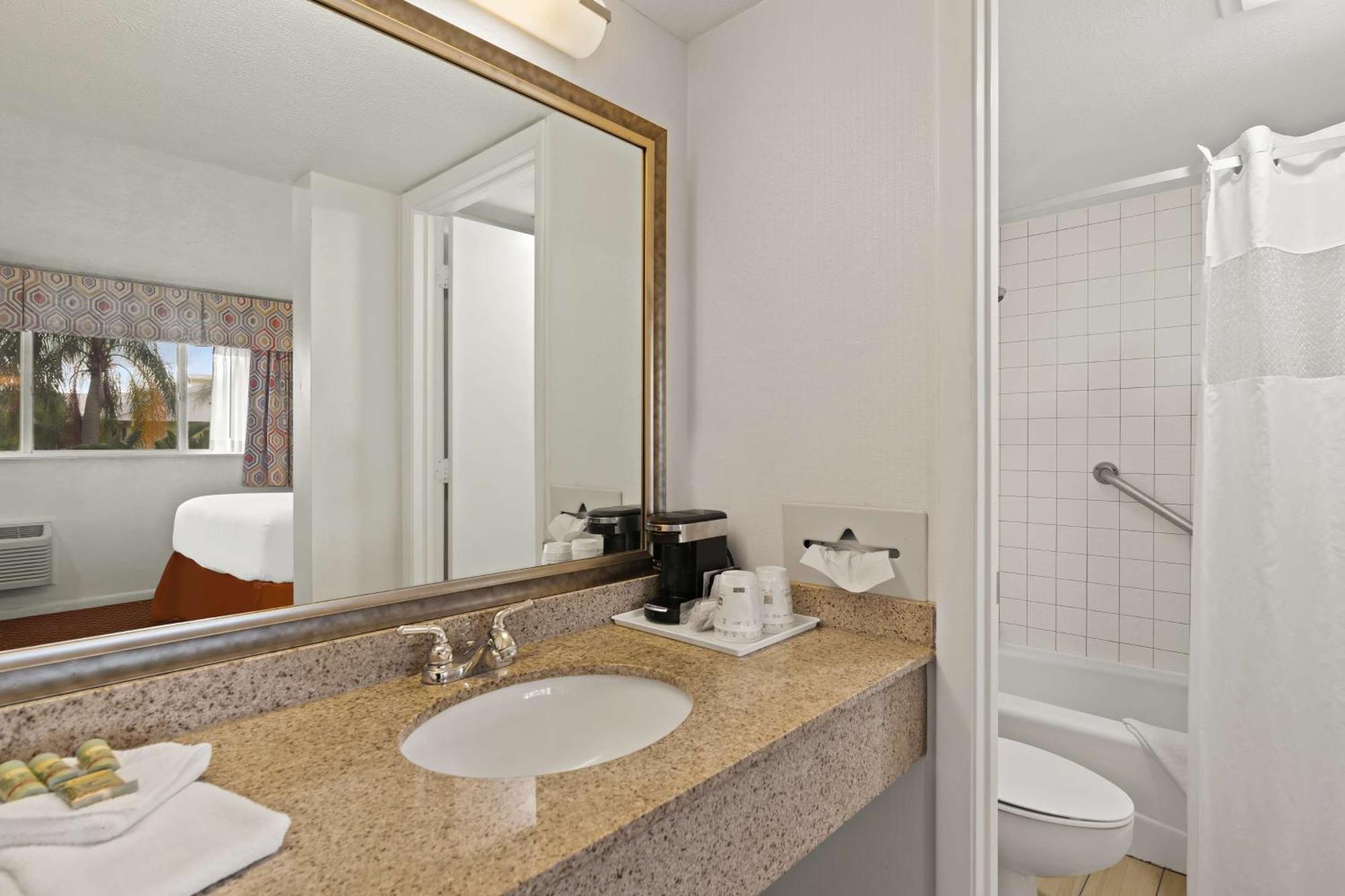 Best Western Port St. Lucie Ngoại thất bức ảnh